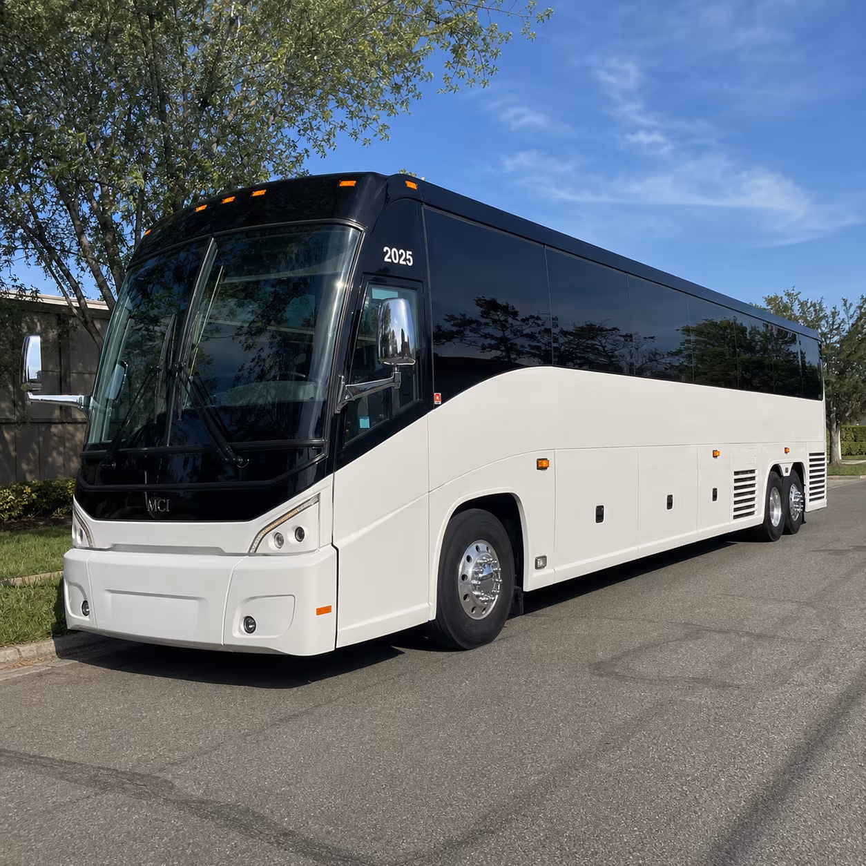 shuttle buses to fox theater oakland and paramount theatre shows