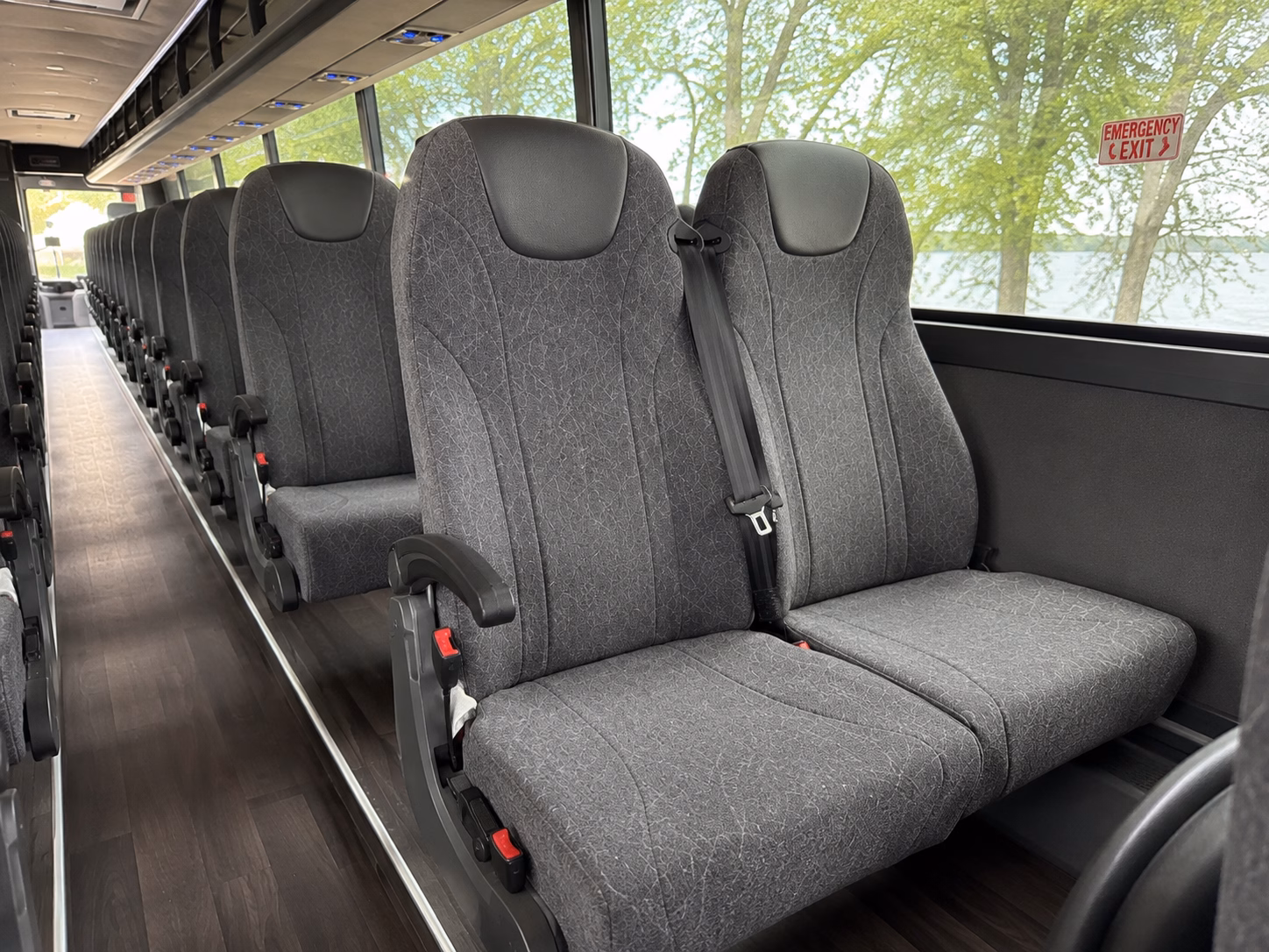 wine tour buses to livermore valley tasting rooms the closest wine country from berkeley